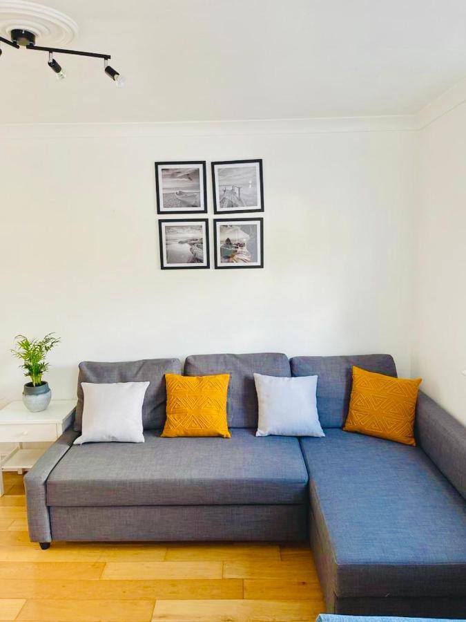 Amazing Location - City Of London- 2 Bedroom Stunning Canal View House With Private Garden,Parking & Balcony Buitenkant foto