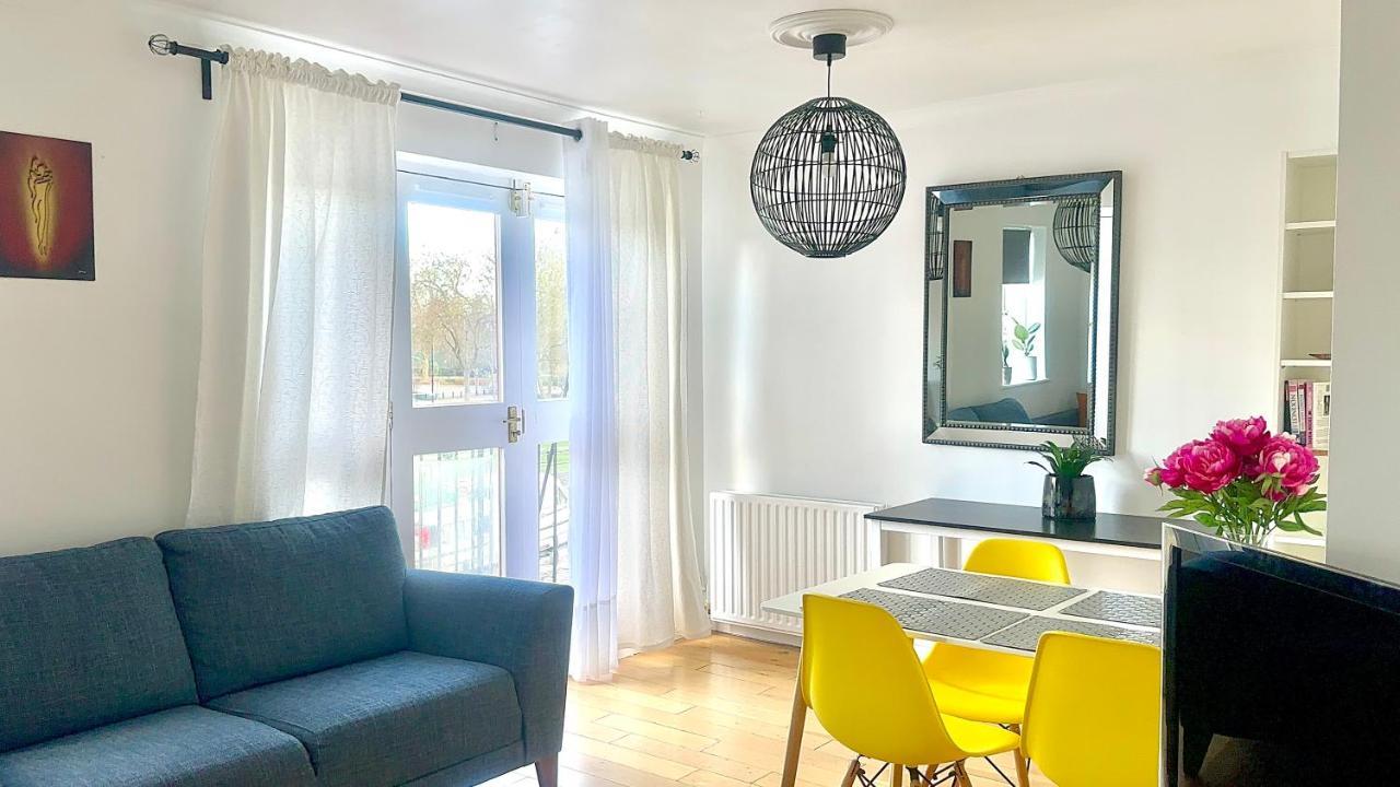 Amazing Location - City Of London- 2 Bedroom Stunning Canal View House With Private Garden,Parking & Balcony Buitenkant foto