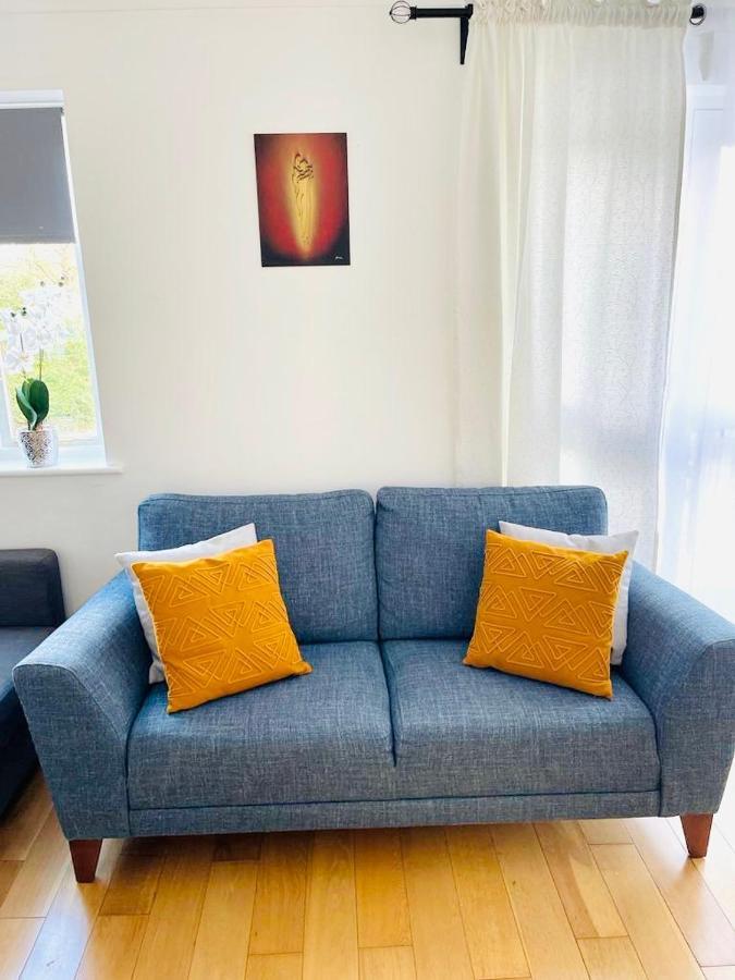 Amazing Location - City Of London- 2 Bedroom Stunning Canal View House With Private Garden,Parking & Balcony Buitenkant foto