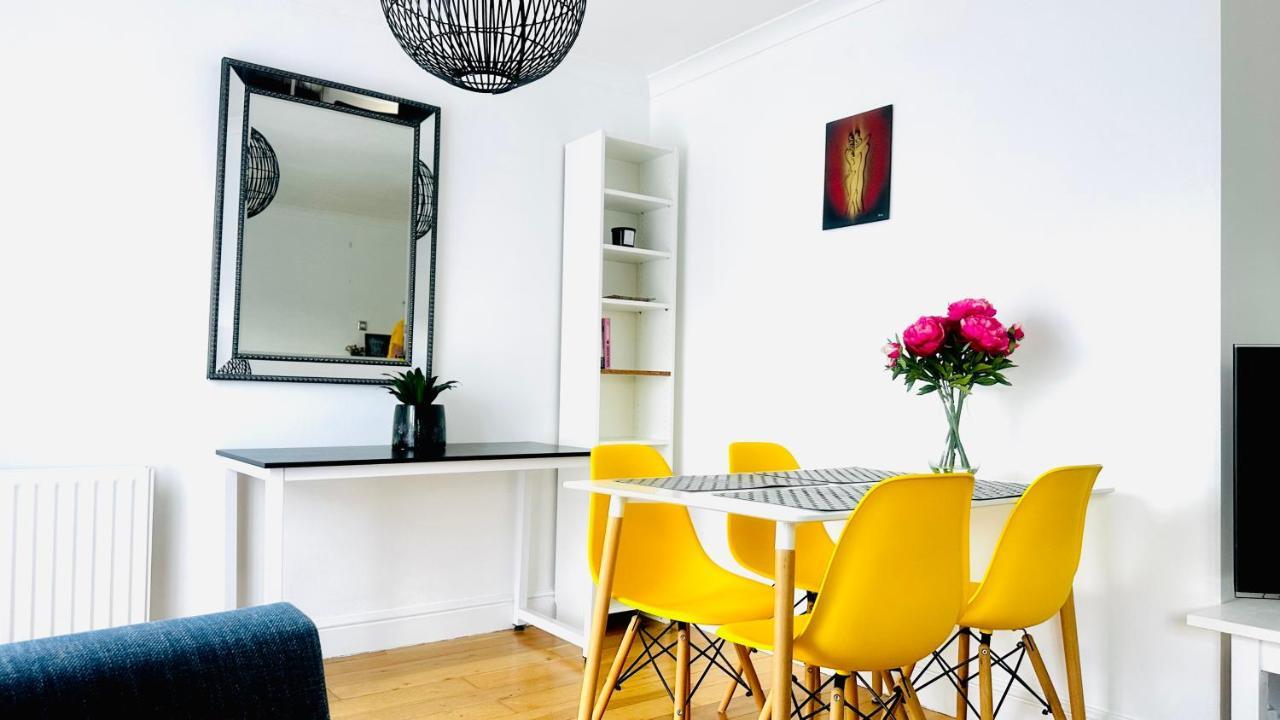 Amazing Location - City Of London- 2 Bedroom Stunning Canal View House With Private Garden,Parking & Balcony Buitenkant foto