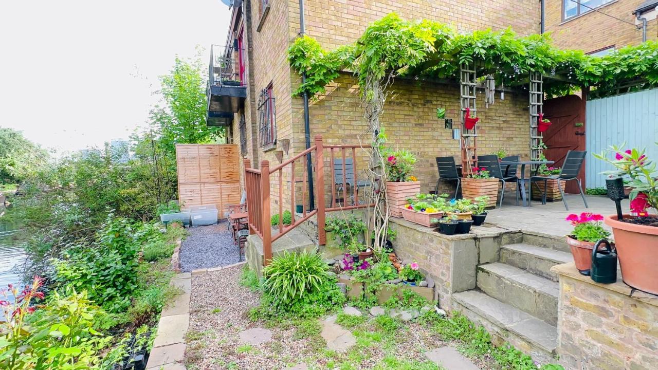 Amazing Location - City Of London- 2 Bedroom Stunning Canal View House With Private Garden,Parking & Balcony Buitenkant foto
