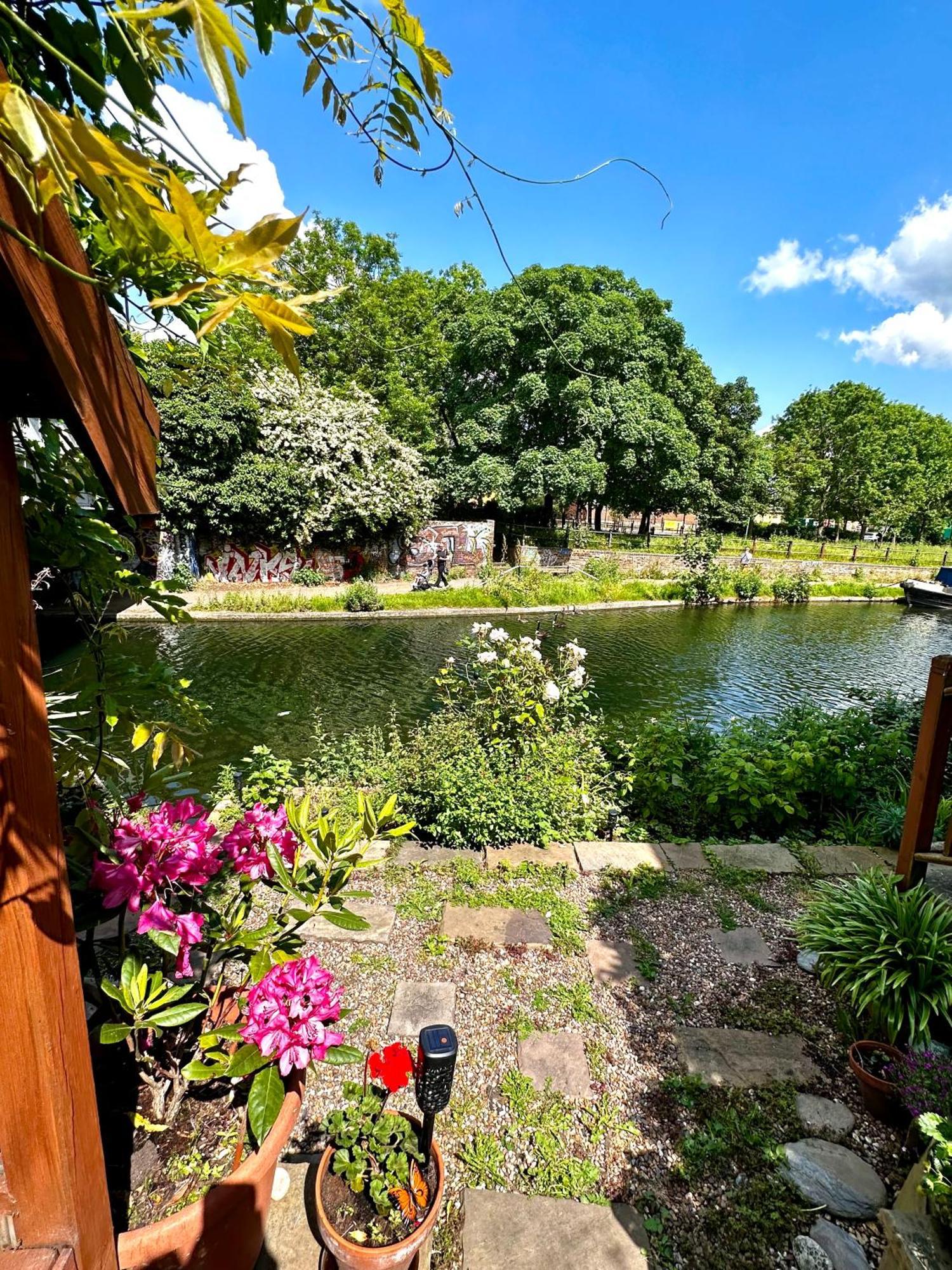 Amazing Location - City Of London- 2 Bedroom Stunning Canal View House With Private Garden,Parking & Balcony Buitenkant foto