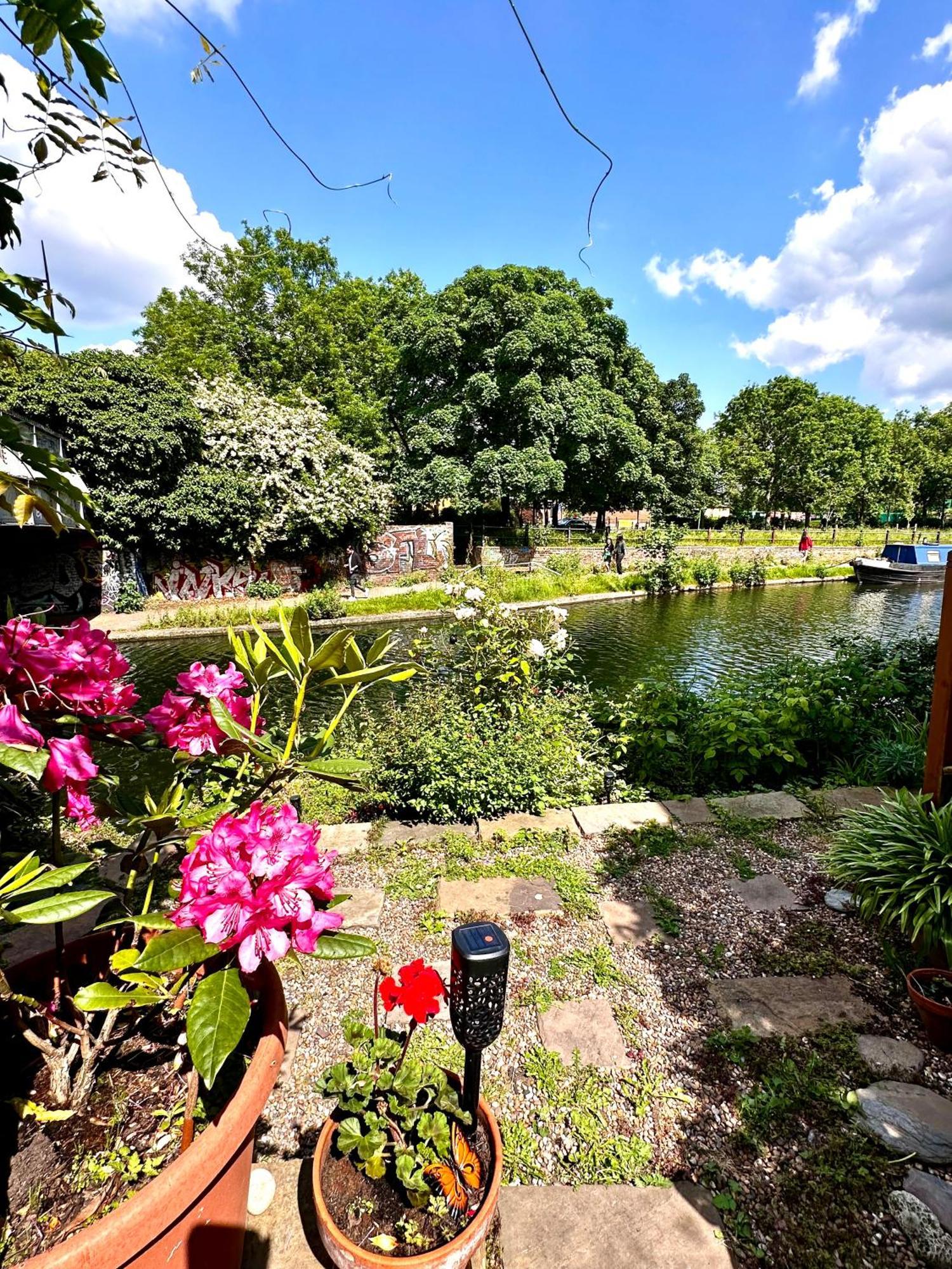 Amazing Location - City Of London- 2 Bedroom Stunning Canal View House With Private Garden,Parking & Balcony Buitenkant foto